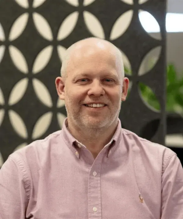 steven-leech-headshot